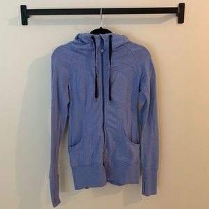 lululemon full zip hoodie w/ thumbholes